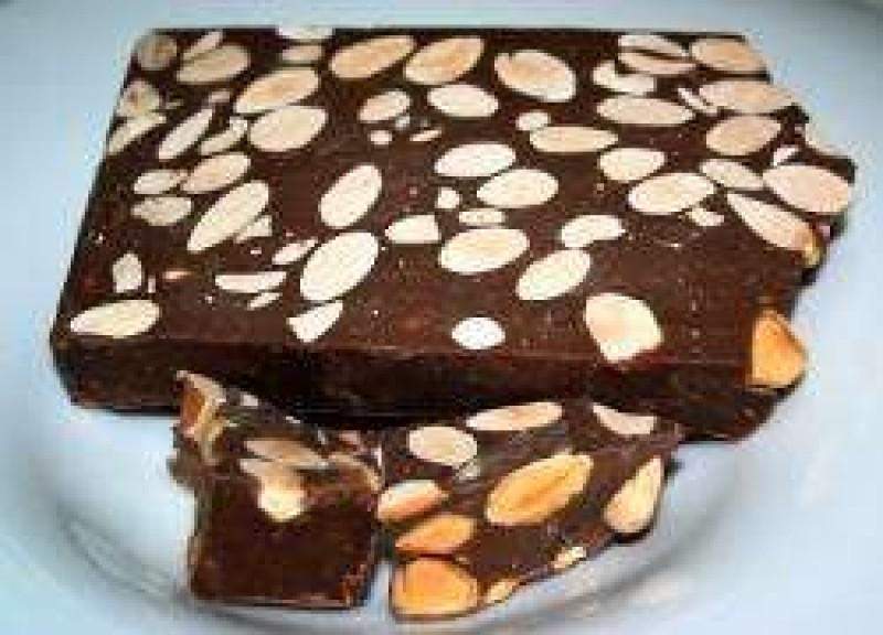 Turrón Chocolate con leche con almendras, 500 grs. - chocolateSI.com