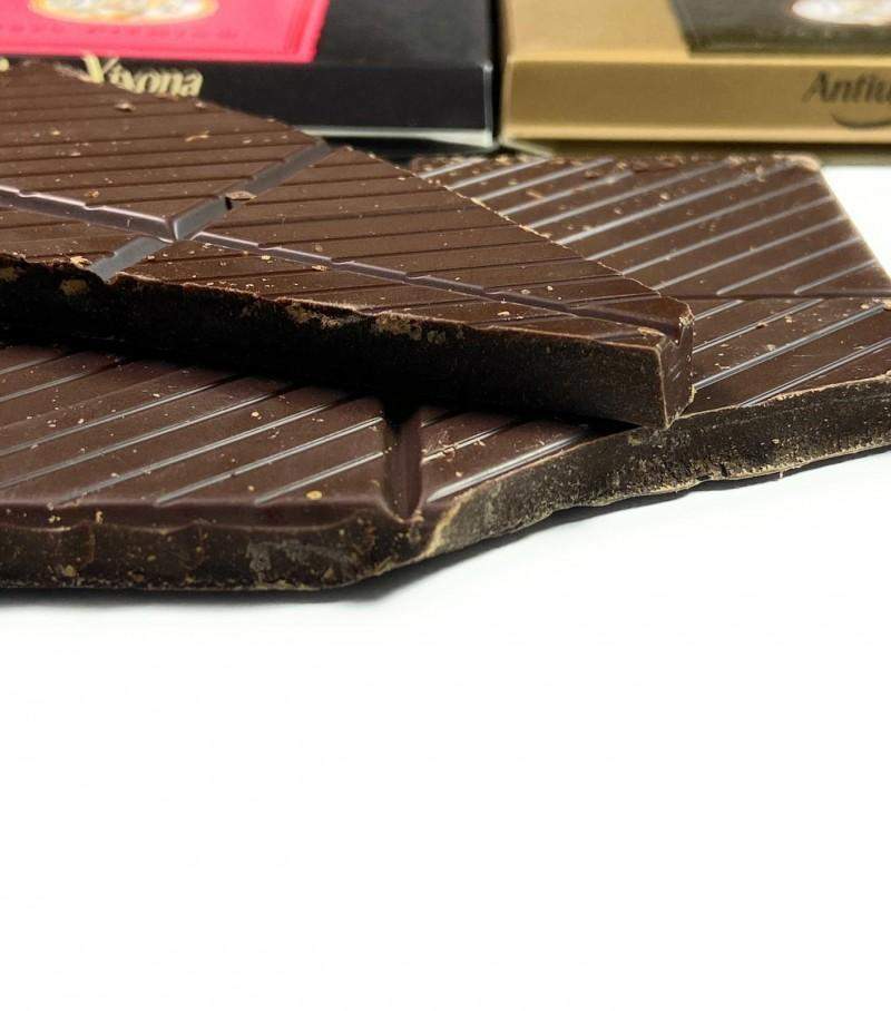 Lote 7 Chocolates de la marca Antiu Xixona - Calidad Premium Extrafino-ChocolateSI-70%,80%,antiu xixona,Chocolate Blanco,Chocolate Negro,Con Almendras,Con Frutas,Con Leche,Lotes