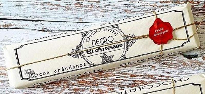 Lingote de Chocolate negro con Arándanos 52% cacao 300g - El Artesano-ChocolateSI-Chocolate Negro,Con Almendras,Con Arandanos,el artesano,Sin Gluten,tabletas